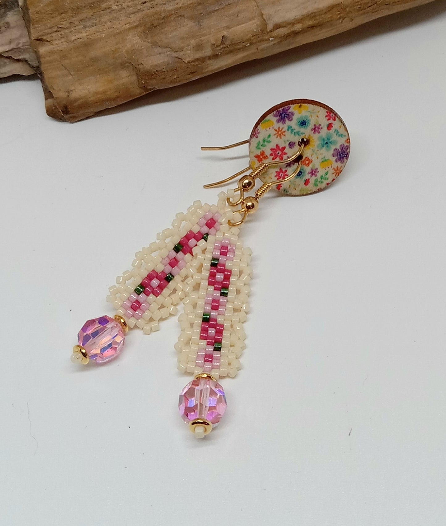 Lacy Spring beaded earrings (pink)