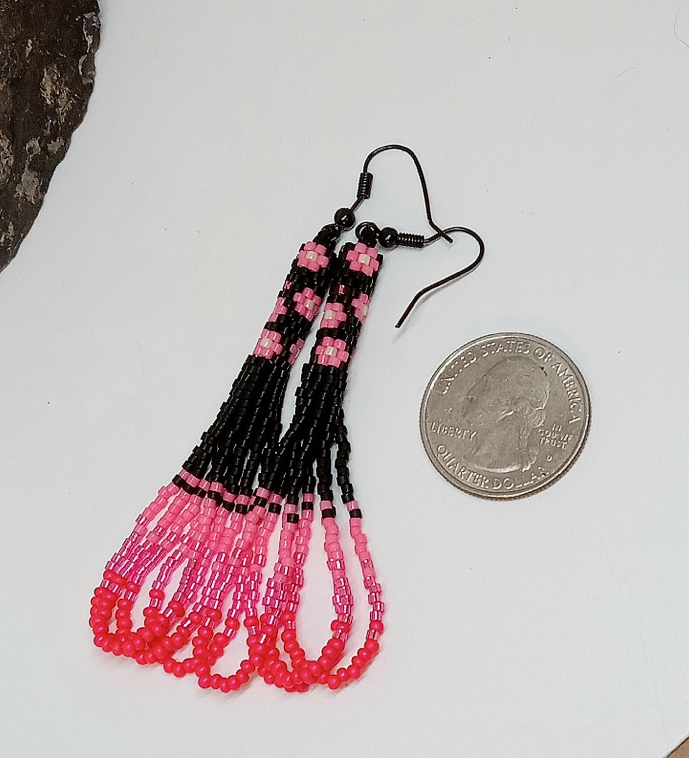 Tubular Loop Fringe Earrings PINK